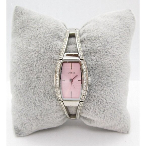 Women's Guess Quartz WR Analog 18mm Dial Causal Watch (F445) - Picture 1 of 10
